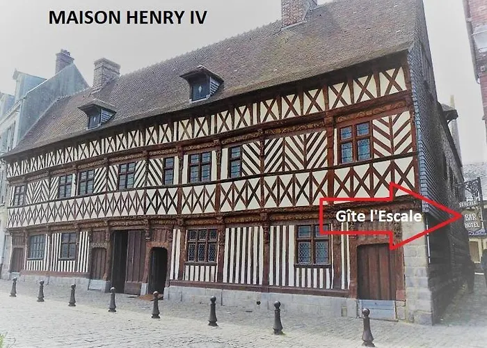 Le Phare Au Pied Du Port Lejlighed